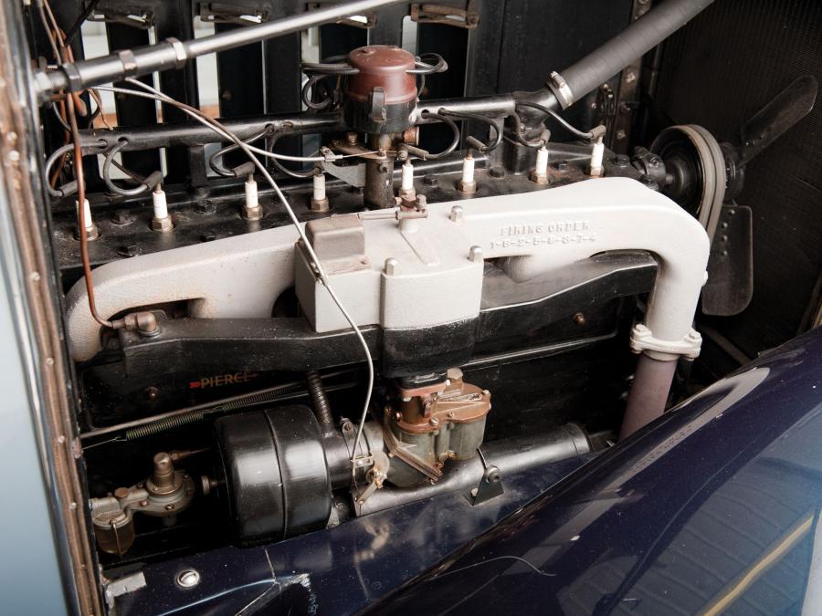  Pierce-Arrow Model 54 Club Brougham 1932 года  (фото 20 из 20)